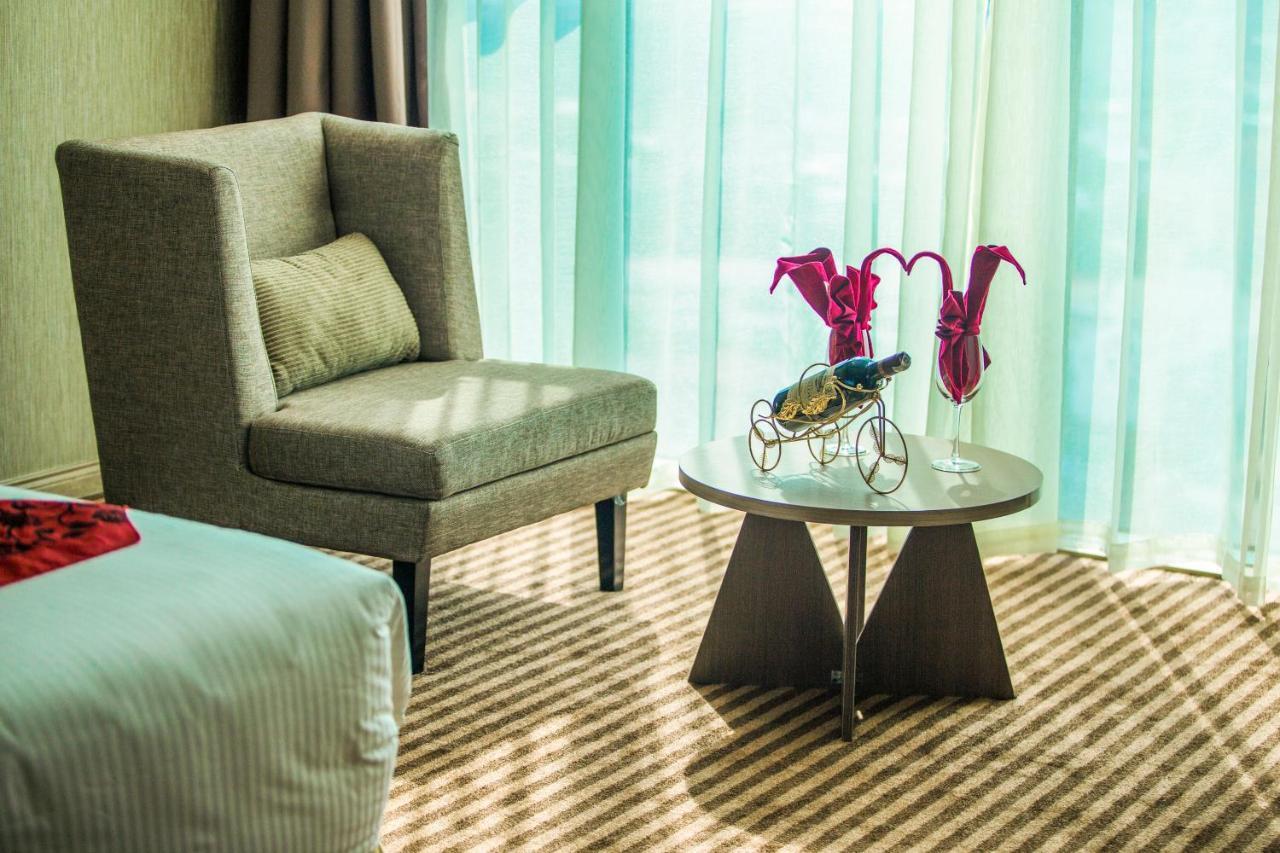 Muong Thanh Luxury Vientiane Hotel Extérieur photo