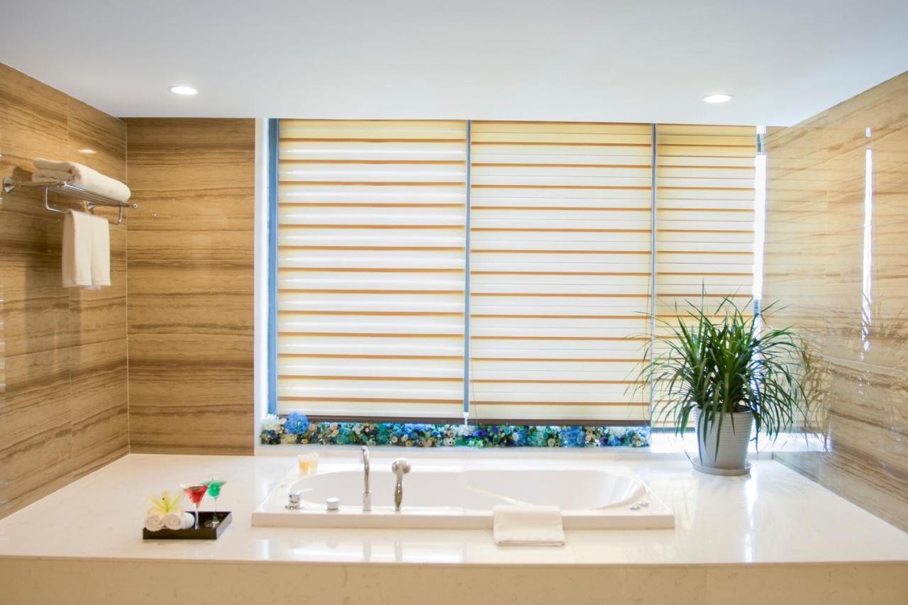 Muong Thanh Luxury Vientiane Hotel Extérieur photo