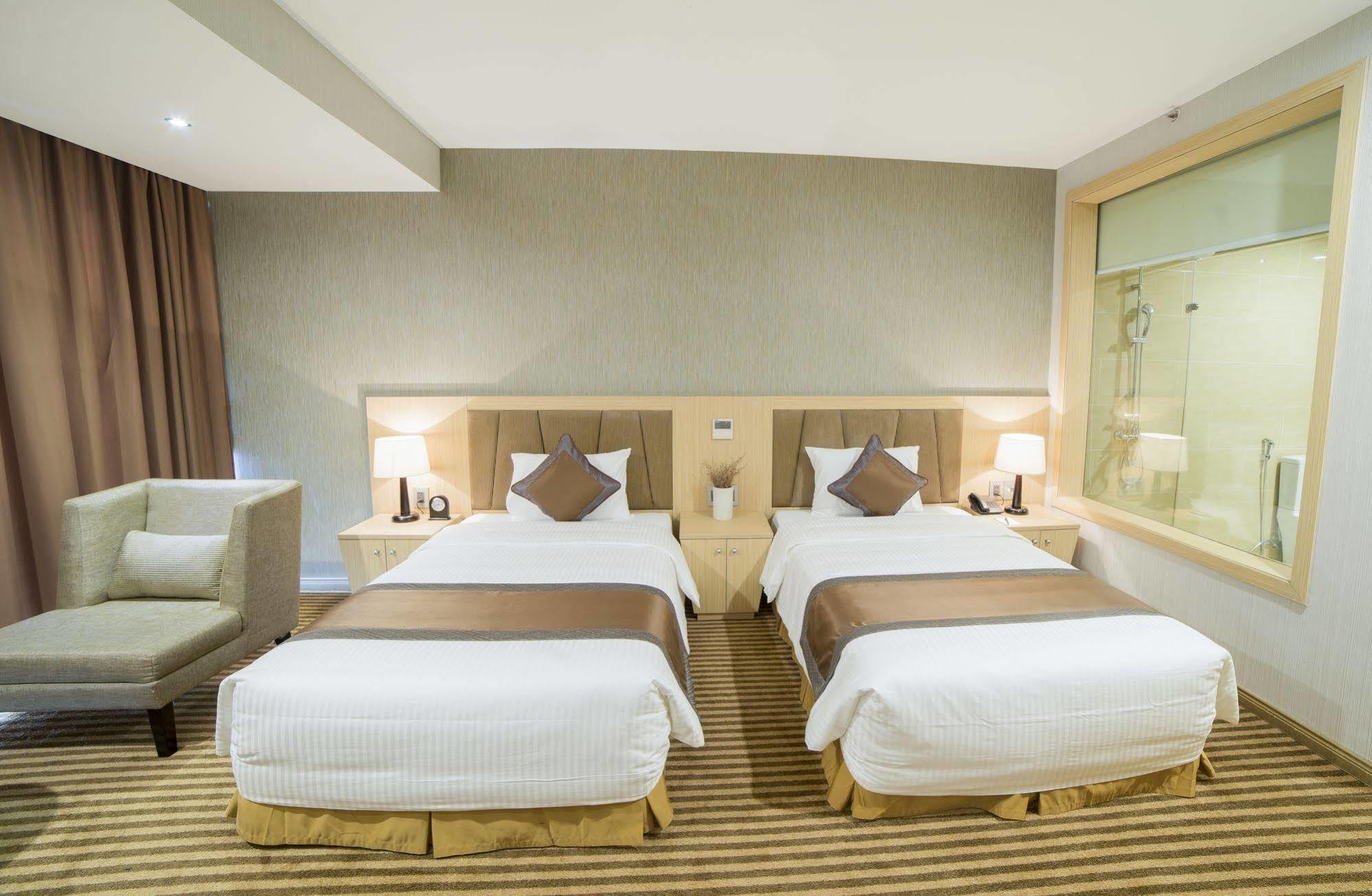 Muong Thanh Luxury Vientiane Hotel Extérieur photo