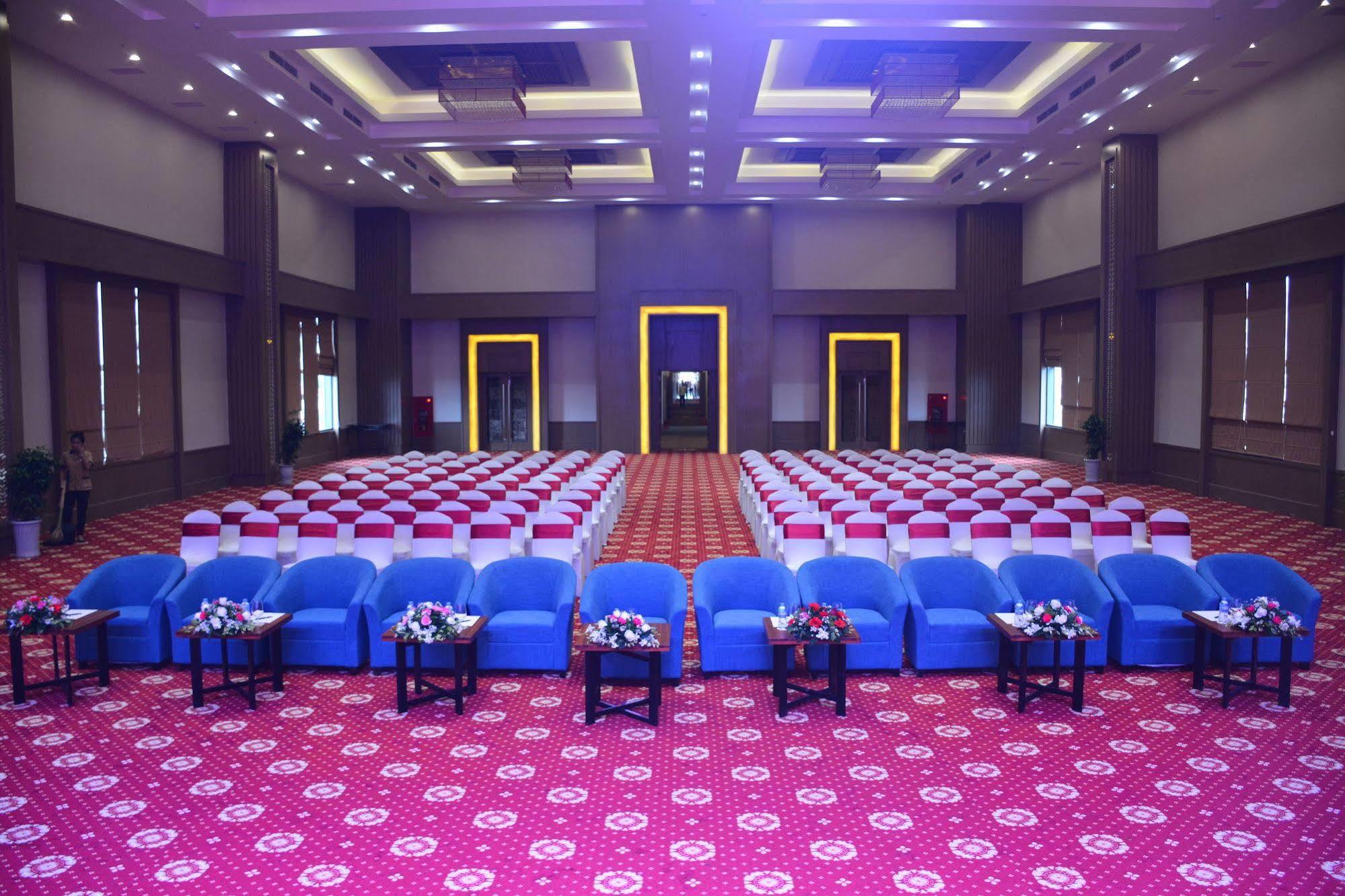 Muong Thanh Luxury Vientiane Hotel Extérieur photo
